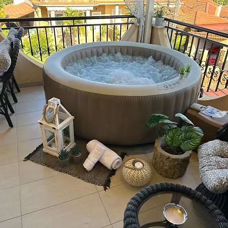 Vaso With Jacuzzi Apartmán Epanomi