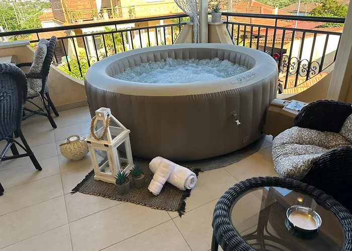 Vaso With Jacuzzi Epanomi