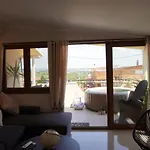 Vaso With Jacuzzi * إبانومي