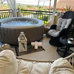 شقة Vaso With Jacuzzi إبانومي
