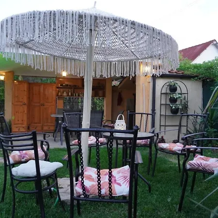Апартамент Vaso With Jacuzzi *