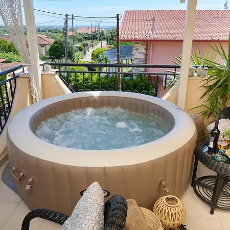 Vaso With Jacuzzi Apartmán Epanomi