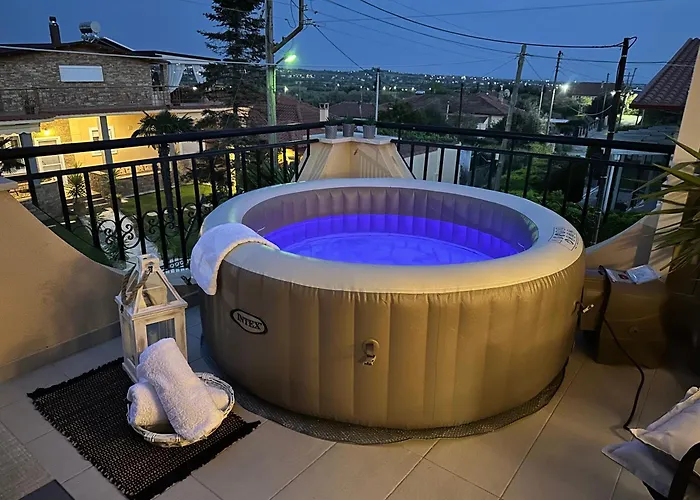 Vaso With Jacuzzi